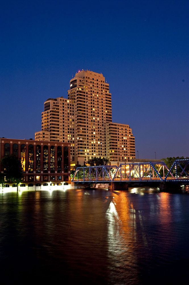 คอร์ตยาร์ด แกรนด์แรพิดส์ ดาวน์ทาวน์ Hotel ภายนอก รูปภาพ