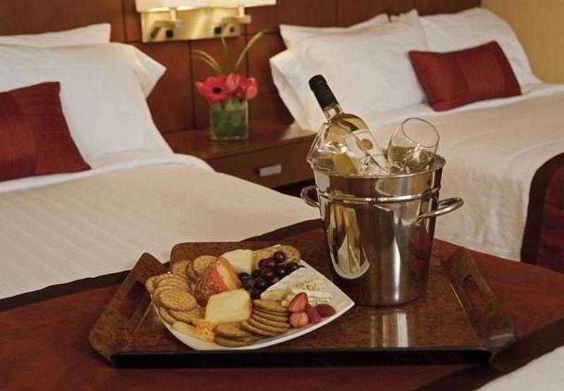 คอร์ตยาร์ด แกรนด์แรพิดส์ ดาวน์ทาวน์ Hotel ภายนอก รูปภาพ